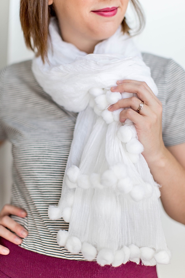 DIY White On White Pom-Pom Scarf-8