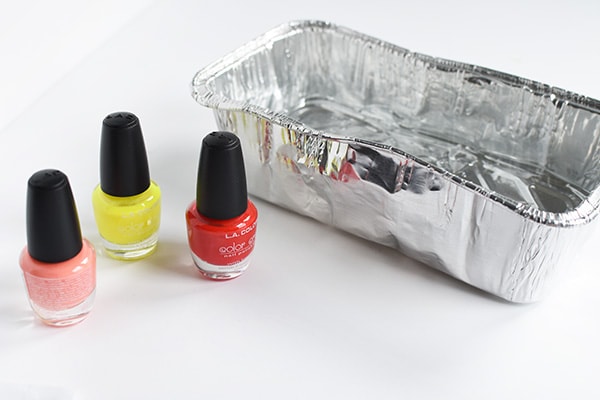 Nail polish and tin container