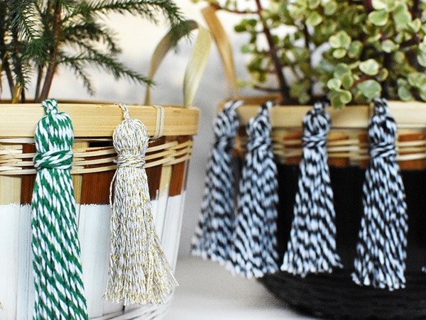 How to create easy DIY Baker's Twine Tassel Baskets! Delineate Your Dwelling