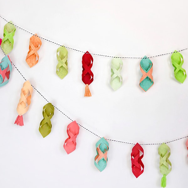 DIY Felt Garland