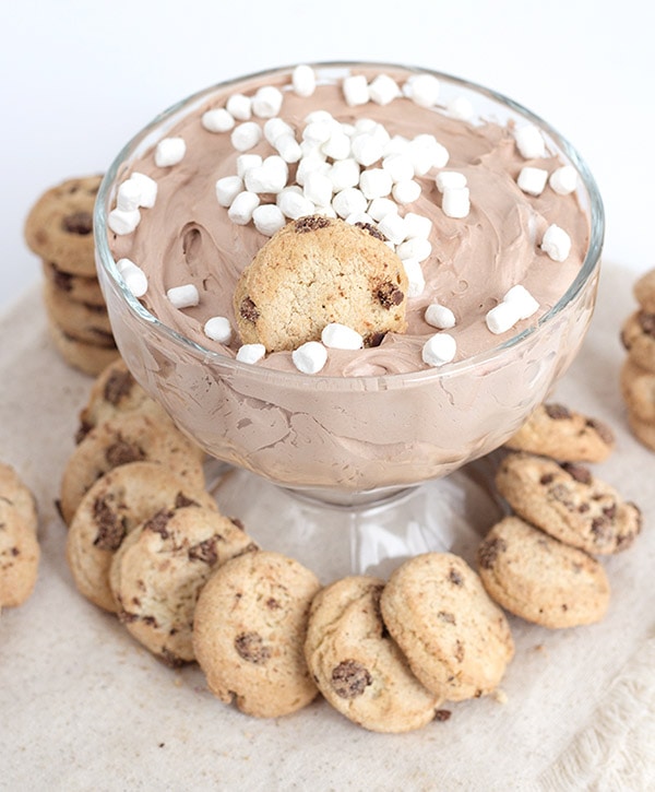 hot_cocoa_cheesecake_dip_4