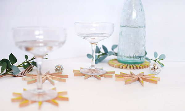 Easy to make DIY Clothespin Drink Coasters, Delineate Your Dwelling