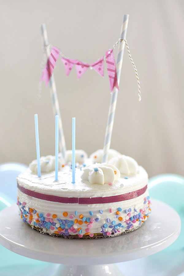 How to create a Fruit Rolls Cake Pennant Banner for your next birthday party, Delineate Your Dwelling