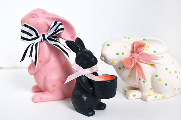  Learn how to make unique patterned Spring Bunny with polka dots. These fun centerpieces will be great additions to your Easter table this year. Delineate Your Dwelling #springbunny #bunnycenterpiece