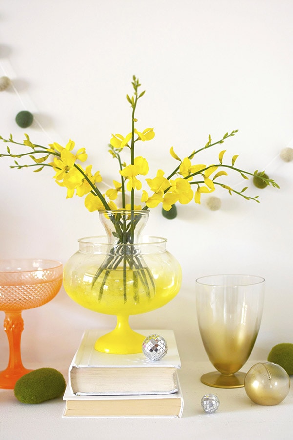 Colorful DIY Spring Vase Mantel Display, Delineate Your Dwelling