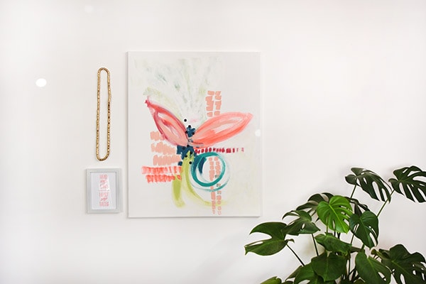 How to create an Abstract Flower art Painting! Step by step instructions on abstract art. Delineateyourdwelling.com