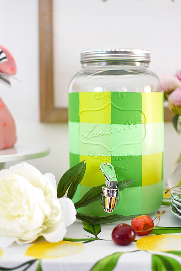 How to create a colorful Buffalo check water dispenser! Delineate Your Dwelling