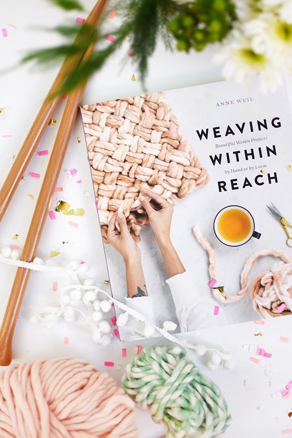 Weaving Within Reach : What I'm reading. A gorgeous and creative book full of simple weaving projects! Delineate Your Dwelling