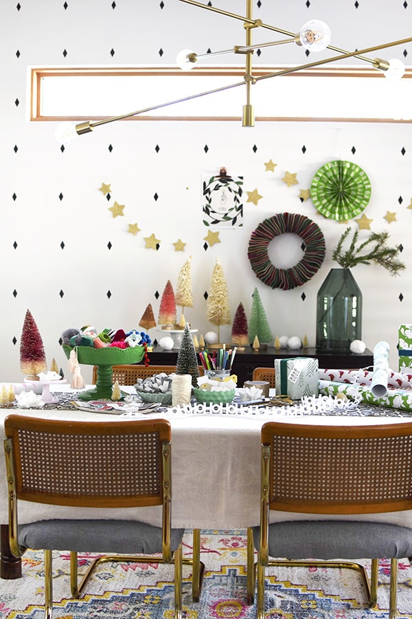 How to throw a festive Gift Wrapping Party with Etsy! Delineate Your Dwelling #holidayparty #giftwraptips #wrappingpresents 