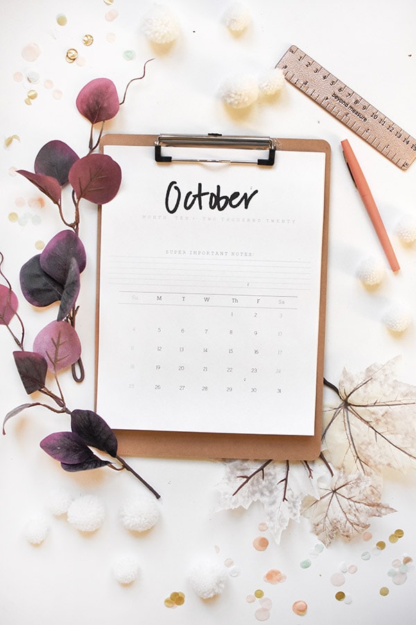 2020 FREE Hand Lettered October Calendar