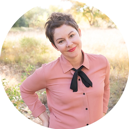 Amy Head Shot - circle logo