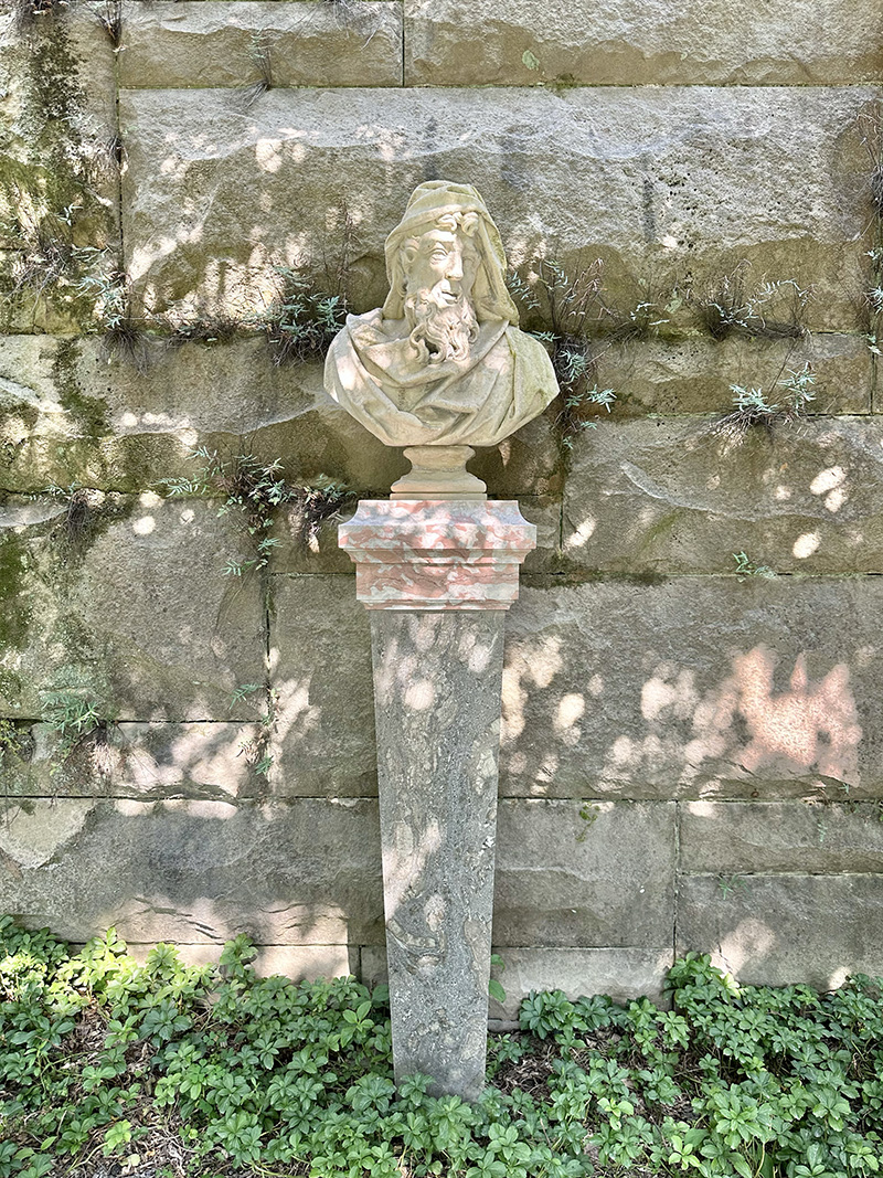 Biltmore Estate statue