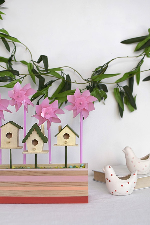 Learn how to make Colorful Spring Birdhouses! Perfect decor for your home. Delineate Your Dwelling #colorfulspringbirdhouse #colorfulbirdhouse