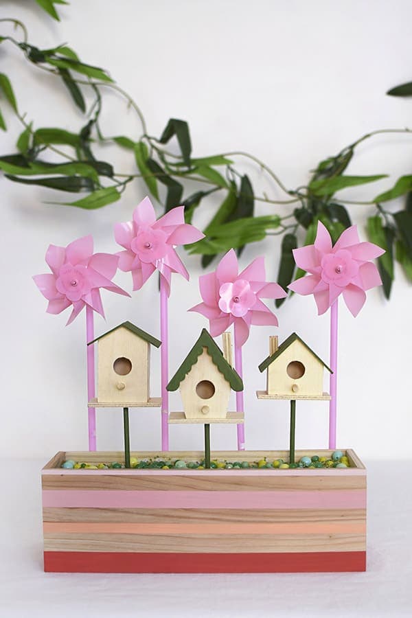 Learn how to make Colorful Spring Birdhouses! Perfect decor for your home. Delineate Your Dwelling #colorfulspringbirdhouse #colorfulbirdhouse