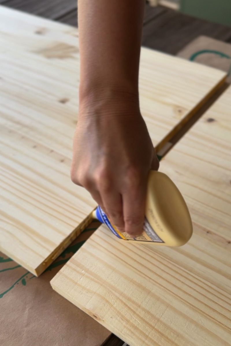 Adding wood glue to seam
