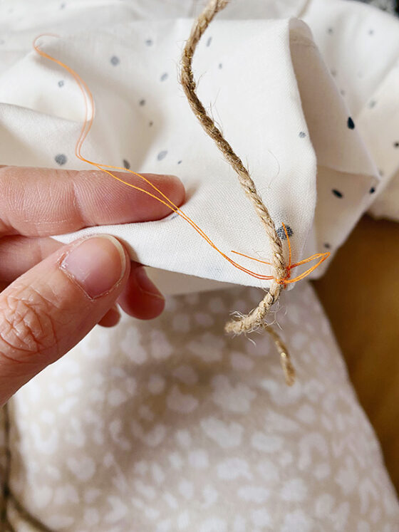 Adding Easy Duvet Ties Delineate Your Dwelling