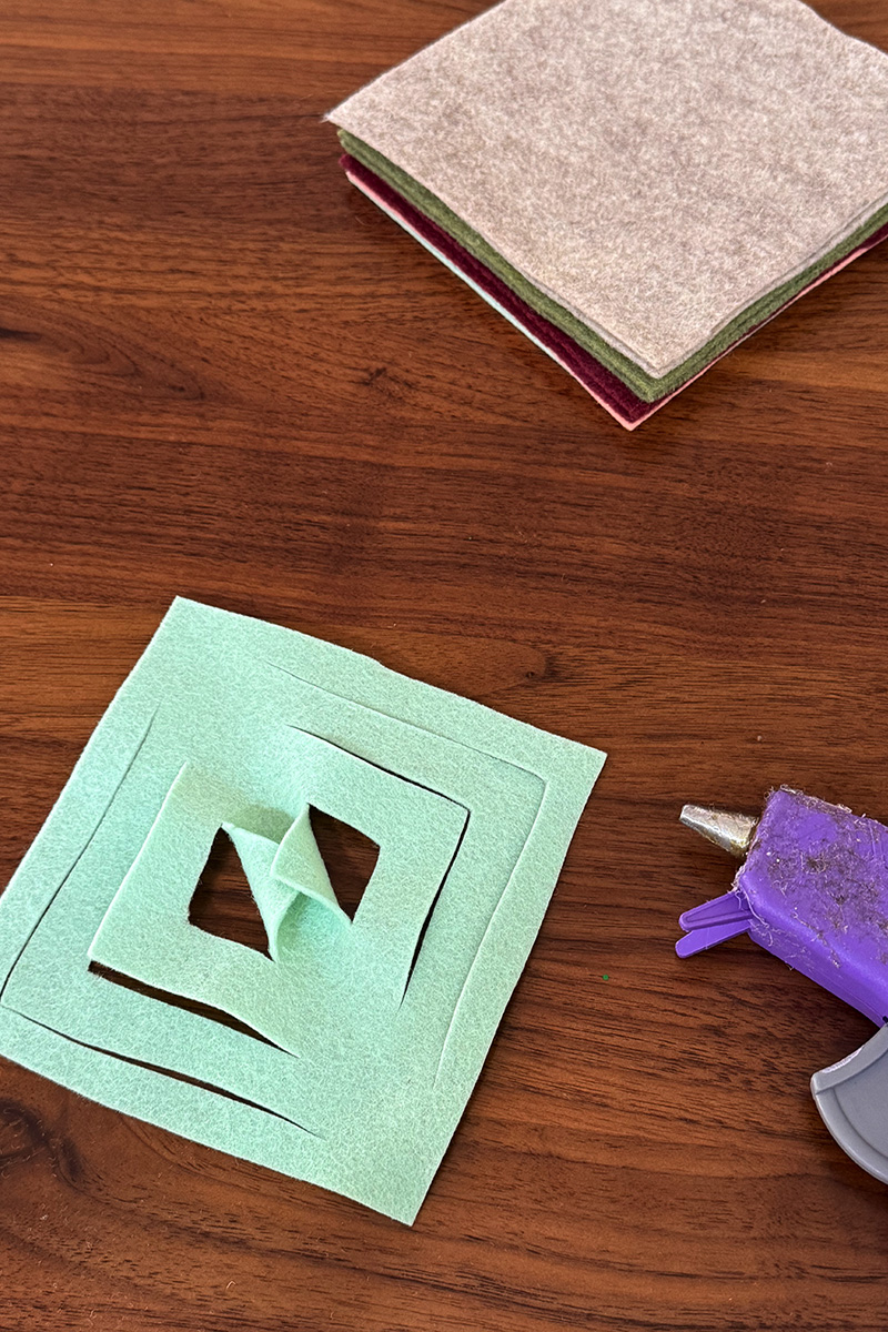 Glue felt square