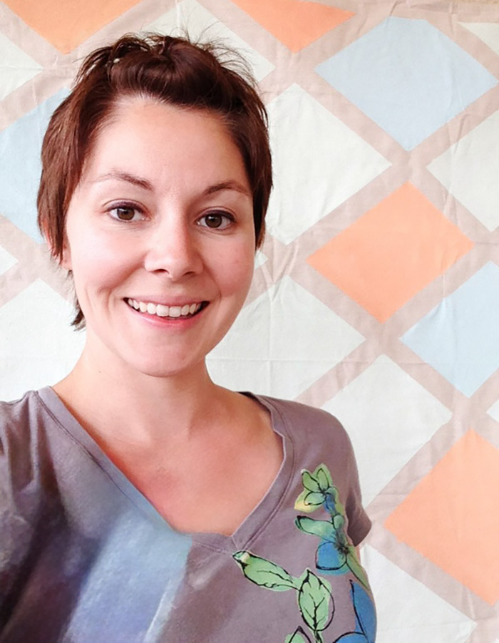 Fun photo backdrop DIY