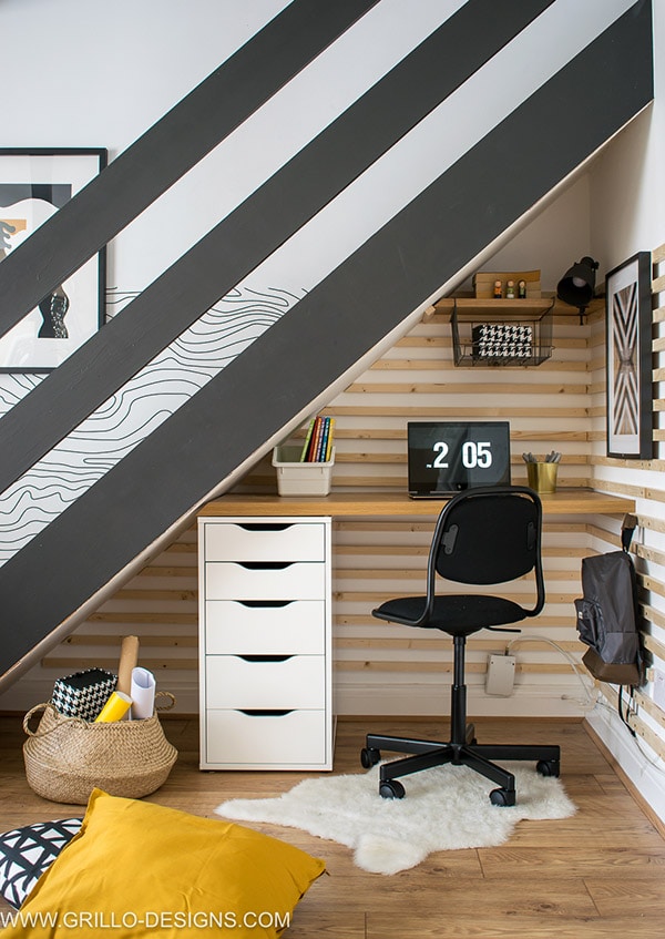 GrilloDesigns-scandi-under-stairs-wood-accent