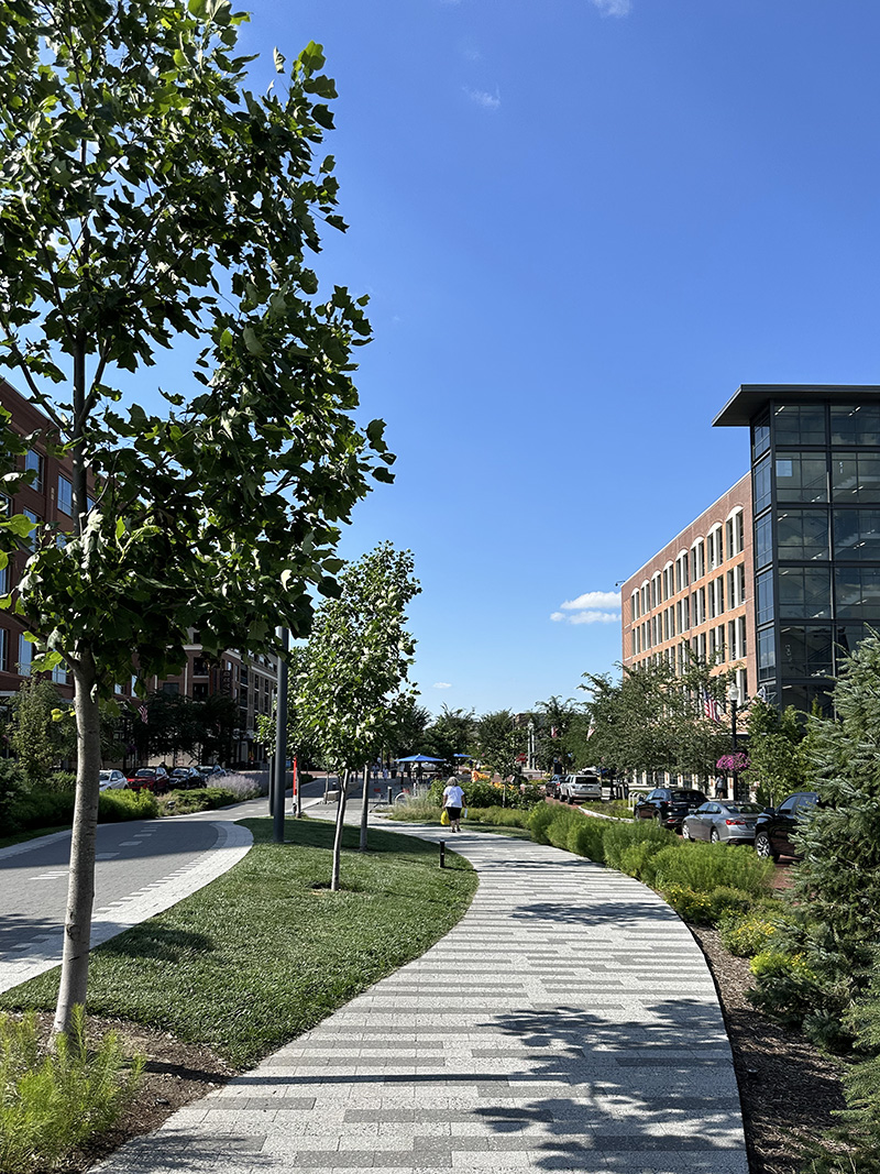 Midtown Carmel, Indiana walkway