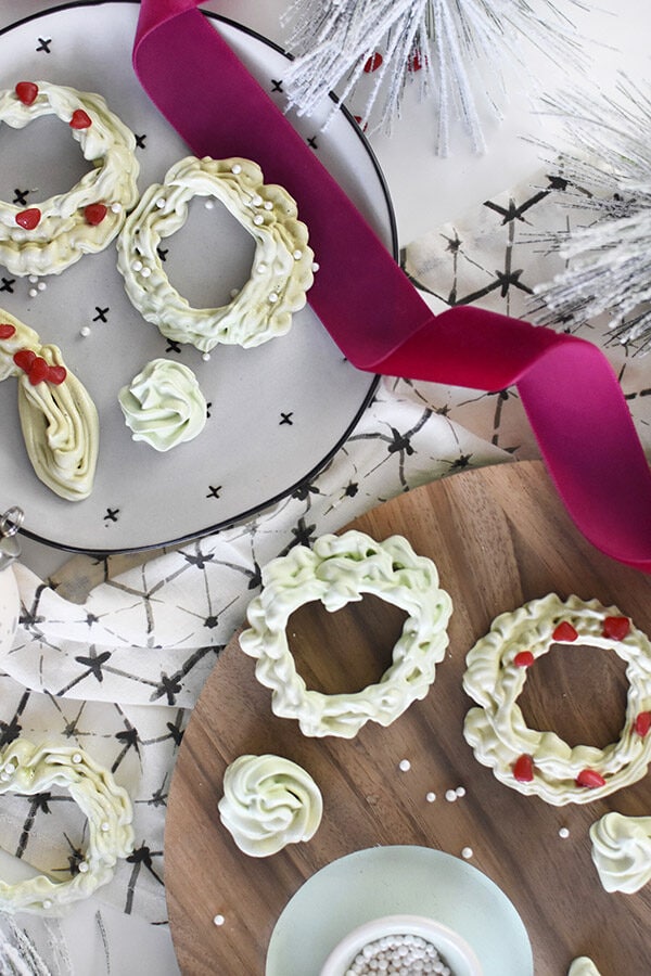 Holiday Meringue Cookie Wreaths