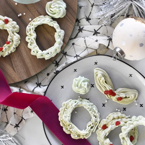 Meringue Wreaths