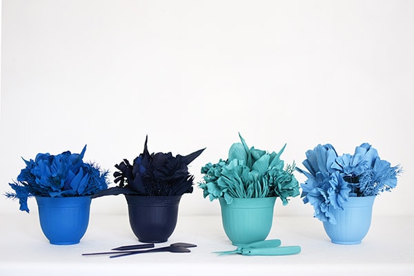 Create blue Monochrome Flower Bouquet Displays. Delineate Your Dwelling #monochromatic #blueart
