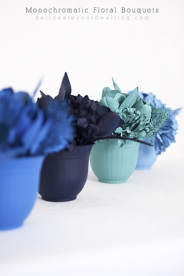 Learn how to arrange and make a stunning Monochrome Flower Bouquet displays for your table this spring!  Use your favorite colors to create this fun crafty color blocked look. Delineate Your Dwelling #monochromatic #blueart #floralbouquets