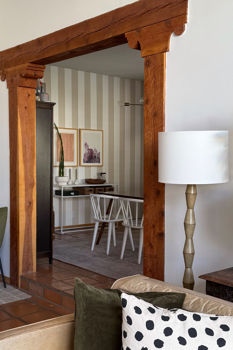 Neutral stripes on wall