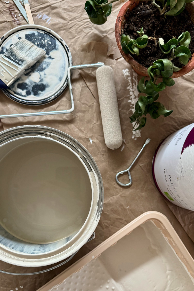 Warm putty paint supplies