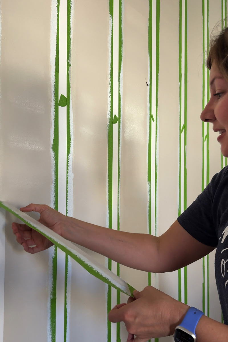 Removing painter's tape from stripe