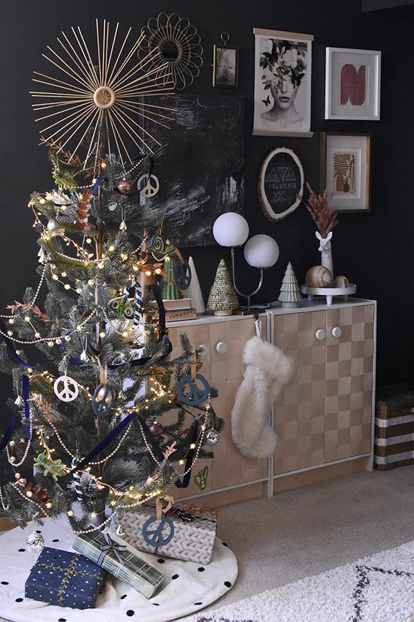 Peace on Earth Sparkle Christmas Tree