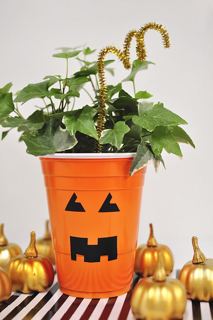 Plastic Cup Pumpkin Planter