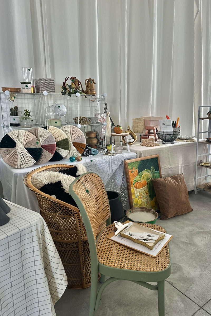 Indoor craft show selling home decor