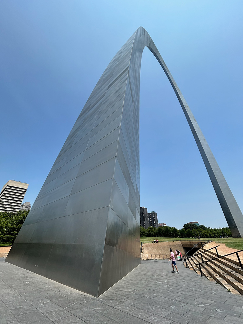 National Gateway Arch - St Louis MO