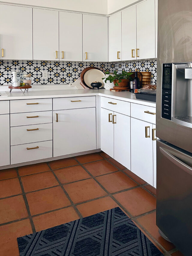 Modern Saltillo tile kitchen Delineate Your Dwelling