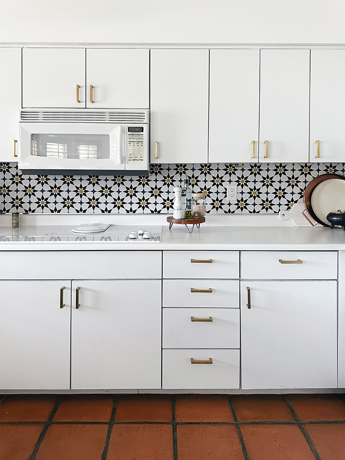 White Kitchen Saltillo tile 