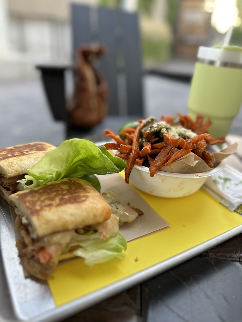 Frenchie's Dips and Tots, Sawmill Market