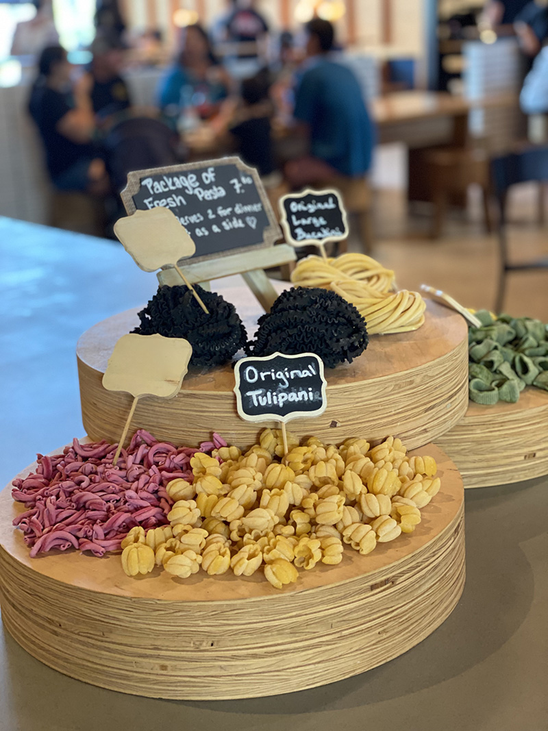 Tulipani pasta, Sawmill Market