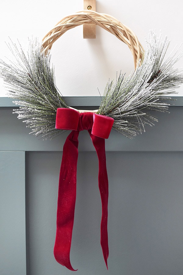 Simple Evergreen Wreath