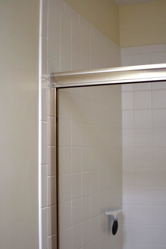 Removing your Sliding Glass Shower doors Delineate Your Dwelling