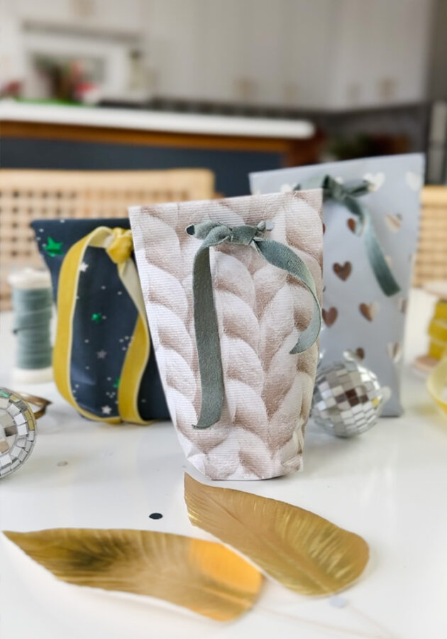 Make a Gift Bag from Wrapping Paper Delineate Your Dwelling