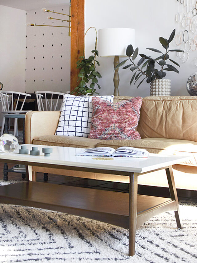 Picture of Minimalist Living Room with plants - Delineate Your Dwelling